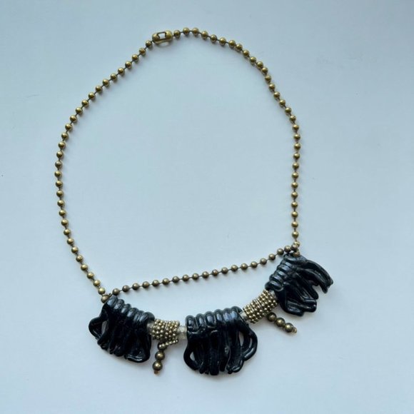 Black Elephants Necklace Fantastic Retro Statement Pieice - Picture 2 of 3